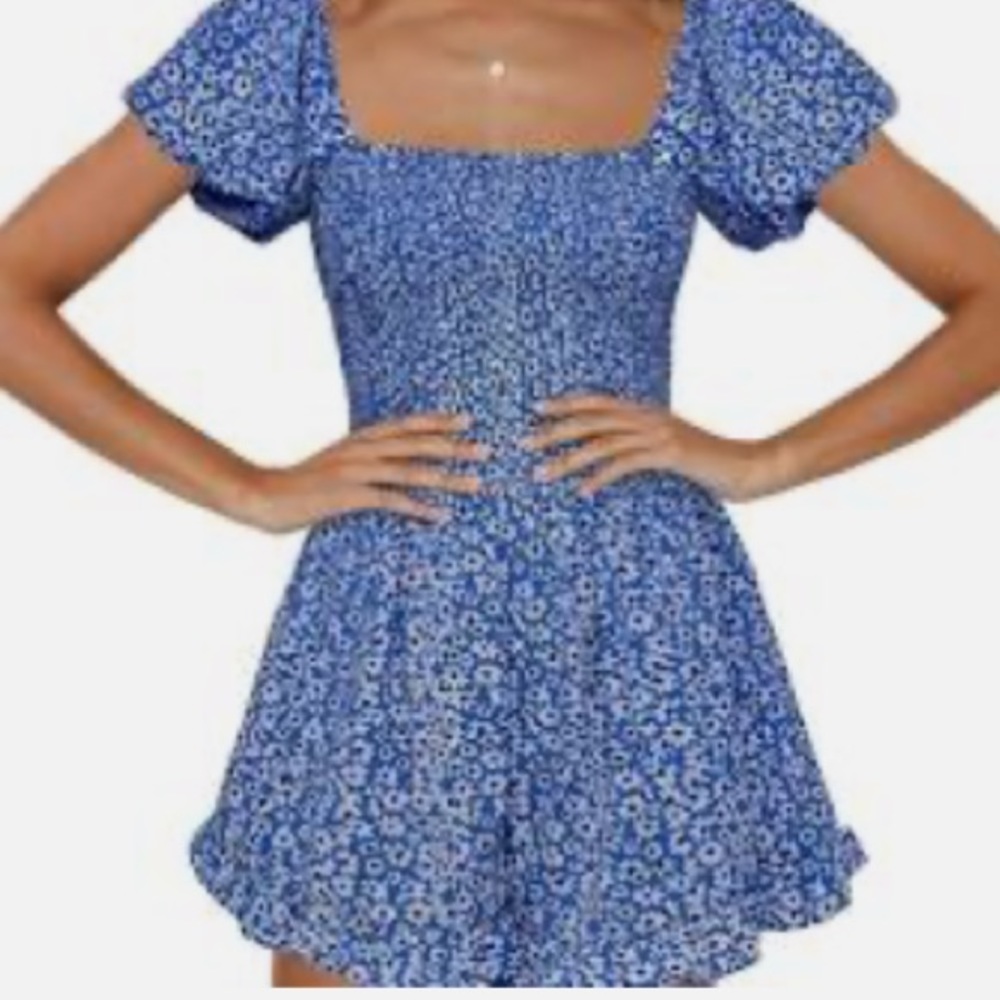 HOLLISTER brand bew two piece alfit